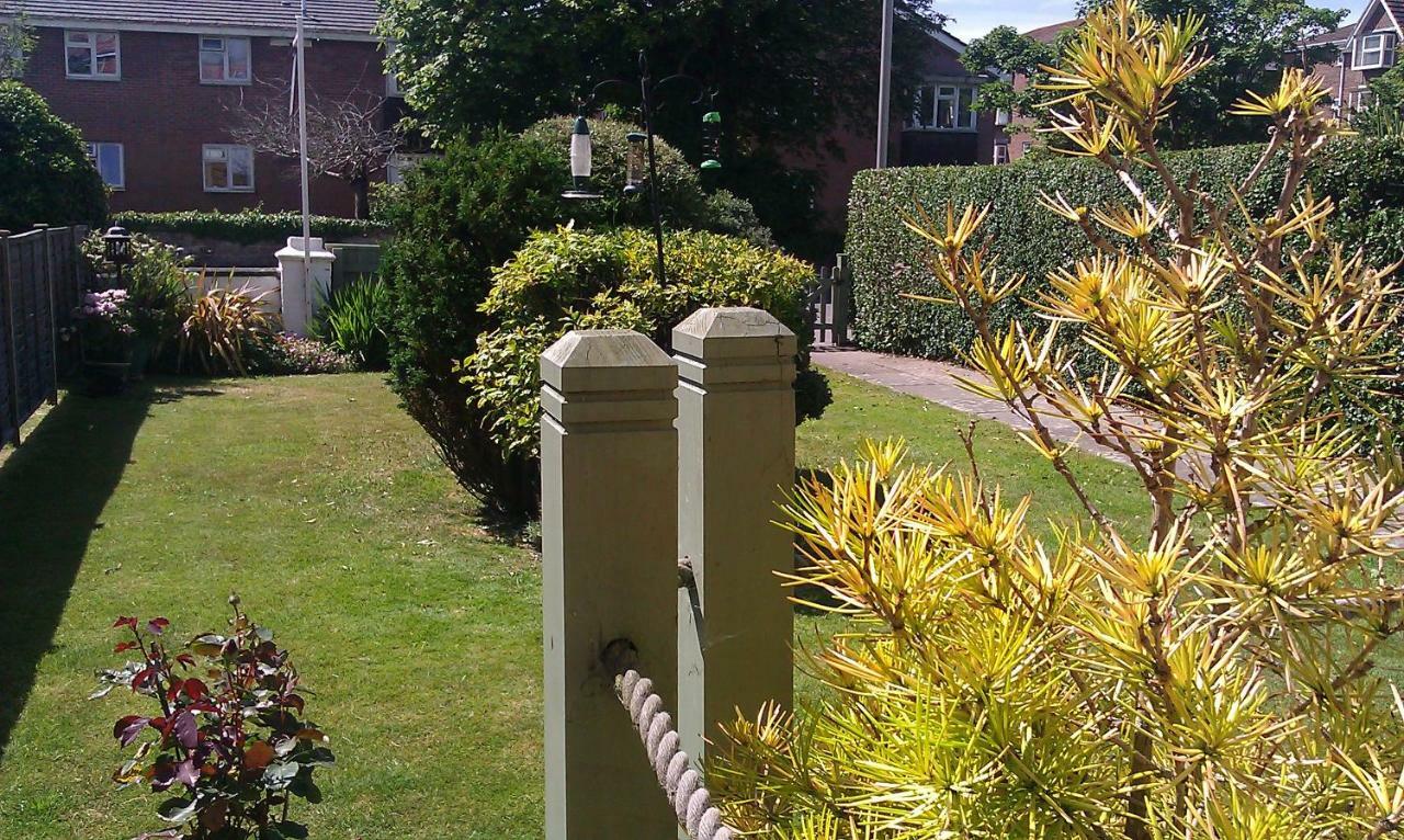 Gables Court Holiday Apartments Swanage Bagian luar foto